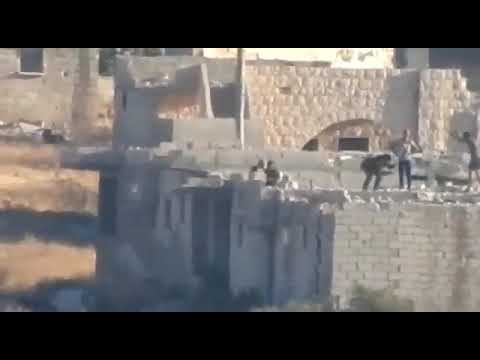 Esed askerleri iş başında: Hırsızlığa devam