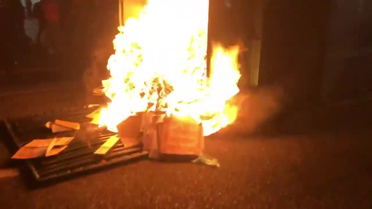 ABD'de gösteriler devam ediyor