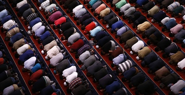 Teravih namazı 8 rekat kılınır mı?