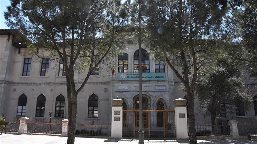 Yıllara meydan okuyan ‘Taş Mektep’ restore ediliyor