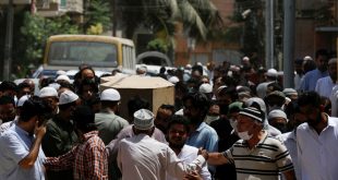 Pakistan’daki uçak kazasında yaşamını yitiren 97 kişi için cenaze töreni düzenlendi