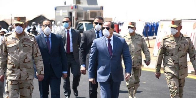 Sisi Mısırı'nda salgınla mücadele: Memur maaşlarından kesinti yapılacak