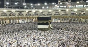 Endonezya'daki Müslümanlar Bu Yıl Kovid-19 Nedeniyle Hacca Gitmeyecek