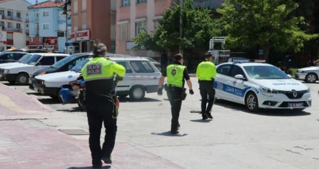 Lise öğrencisi genç, evinde ölü bulundu