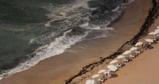 1 Çocuğu kurtarmaya giden 11 kişi boğuldu