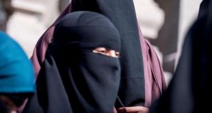 Almanya'da bir eyalet okullarda burka ve nikabı yasakladı