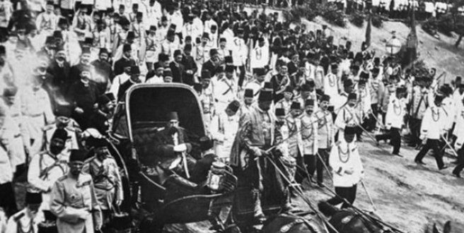 Tarihte Bugün (21 Temmuz): Sultan Abdülhamit'e bombalı suikast düzenlendi