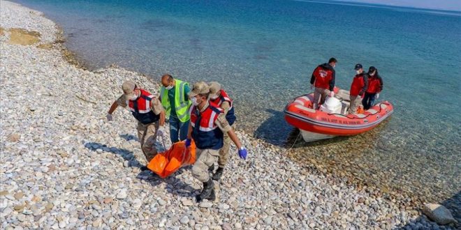 Van Gölü’nde Batan Tekneden Çıkarılan Ceset Sayısı 54 Oldu