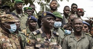 Mali'de darbe yapan cunta askeri hükümet kurmak istiyor