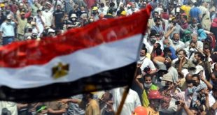 Binlerce kişi sokaklarda: Mısır'da 'Öfke Cuması'