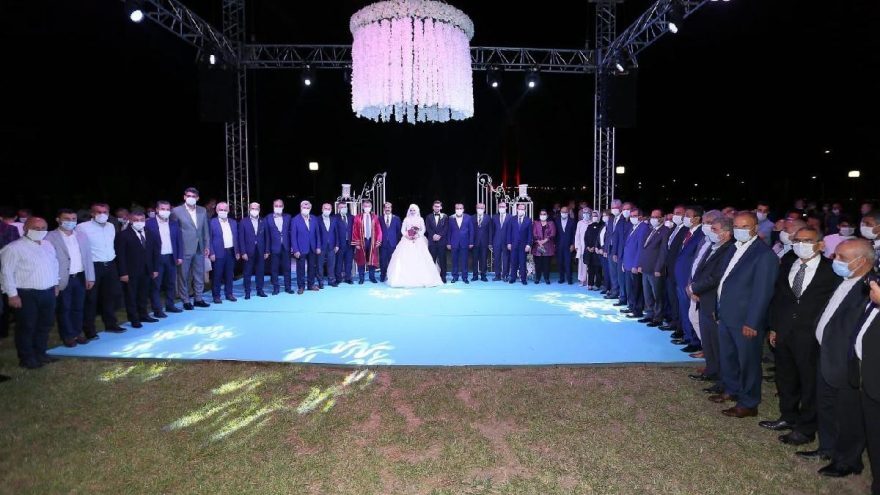 Düğün yapmak yasak..Vekil olunca serbest mi?
