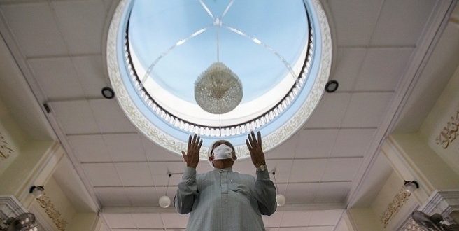 Dünya genelinde Kovid-19 tespit edilen kişi sayısı 32 milyon 792 bini aştı