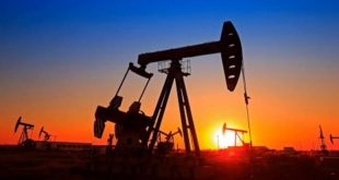 İran dini lideri Ruhani: Petrol geliri azaldı,iflas ediyoruz..