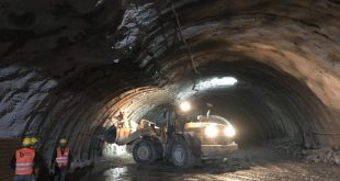 Kop Tüneli inşaatında patlama: 11 yaralı