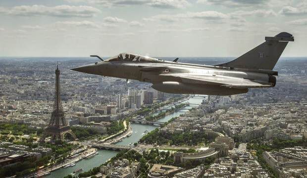 Paris’te patlama sesin kaynağı belli oldu!