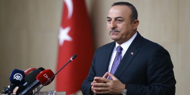 Bakan Çavuşoğlu bir dizi temas için Azerbaycan'a gitti