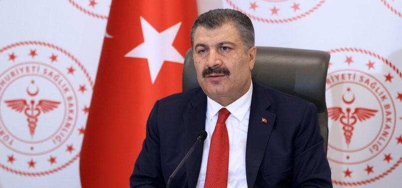 Bakan Koca’dan 4 bin Suriyeli sağlık çalışanı açıklaması