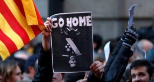 İspanya Kralı, Katalanlar tarafından protesto edildi