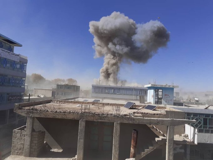 taliban dan polis merkezine saldiri 100 den fazla olu 01