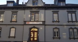 Almanya'da bir camiye islamofobik saldırı