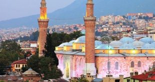 Bursa'da 65 yaş ve üzerine sokağa çıkma kısıtlaması getirildi