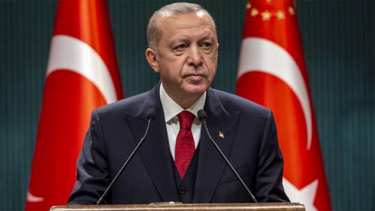Erdoğan’dan yüksek faiz bekleyen lobilere ters köşe!