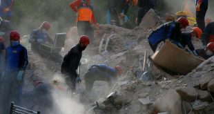 İzmir'de ölü sayısı giderek artıyor!