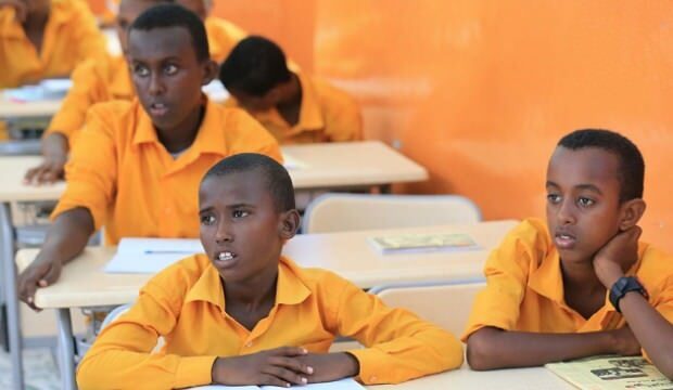 Katar, Somali’li binlerce çocuğa eğitim desteği verecek!
