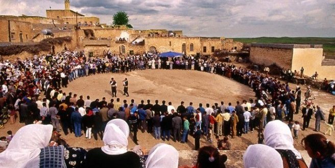 Mardin'de valilik izni olmadan etkinlikler yasaklandı