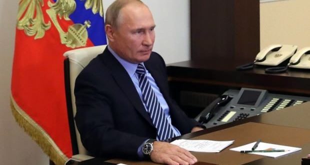Putin'e ömür boyu dokunulmazlık verecek tasarı, ilk oylamayı geçti