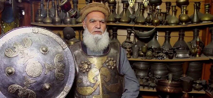 Pakistan’da bir Afgan antikacı: Hacı Tanay