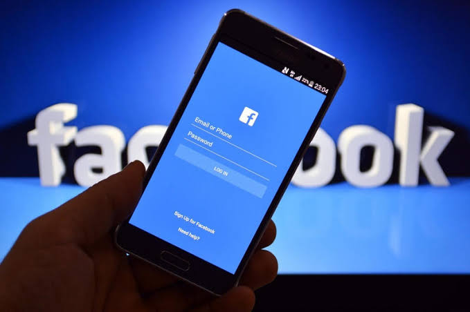 ABD Facebook’a dava açtı!