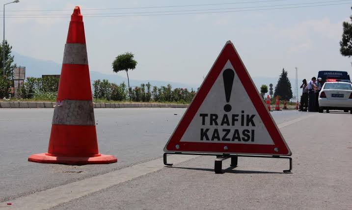 Şanlıurfa’da Suriyeli aile kaza yaptı: 4 aylık bebek öldü