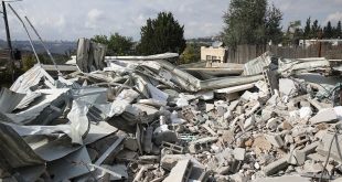 İsrail'in zulmü: Kudüs'te Filistinli ailelere evlerini kendi elleriyle yıktırdı