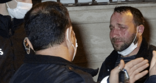 Karısı tarafından dövüldü sokağa atıldı