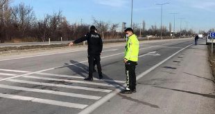 14 yaşındaki çocuk, babasıyla tartışanlara mermi yağdırdı