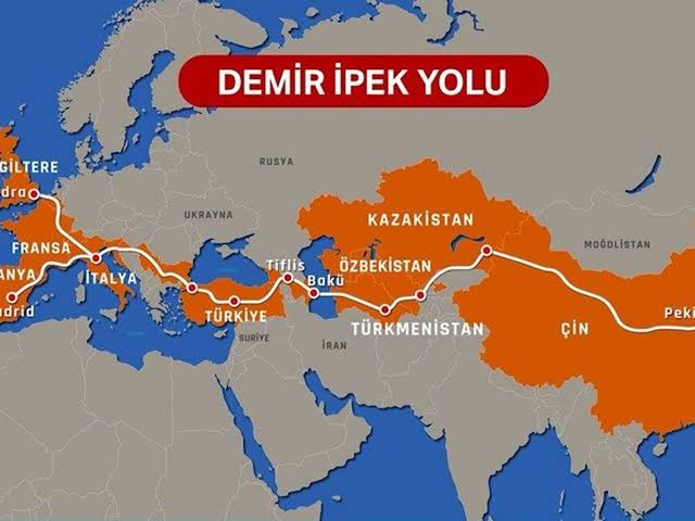 Demir ipek yolunun merkezi Türkiye; imzalar atıldı