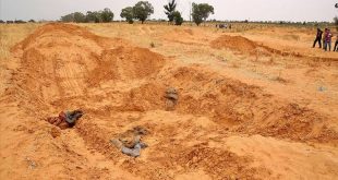 Halife Hafter'den kurtarılan Terhune kentinde toplu mezar bulundu