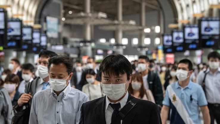 japonya da koronavirusun yol actigi intihar salgini hastaliktan daha cok korkutuyor 01