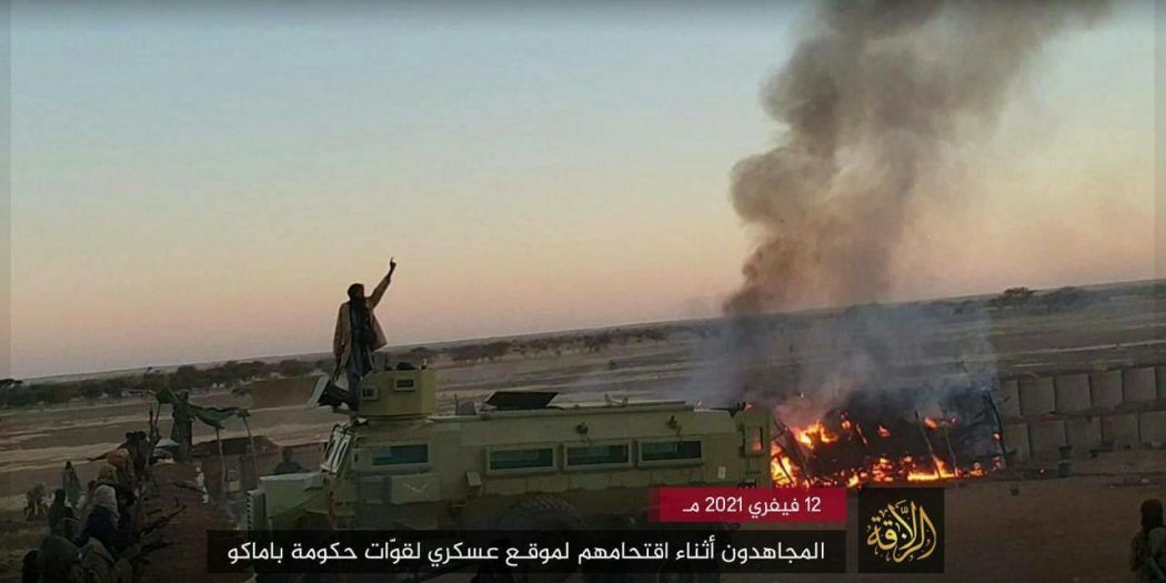 Mali el-Kaidesi’nden askeri üsse saldırı