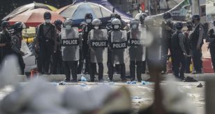 Myanmar cuntası yaptırımların kaldırılması için İsrailli iş adamıyla anlaştı!