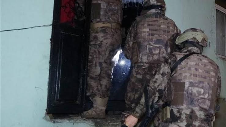 Uyuşturucu satıcılarına operasyon!