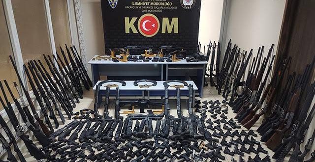 3 ilde silah kaçakçılarına operasyon!