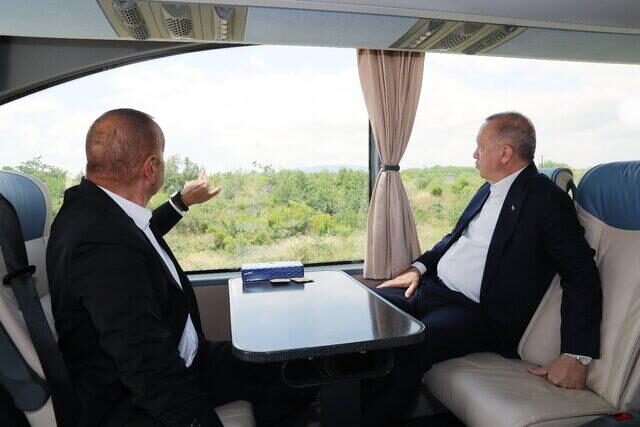 Erdoğan, Karabağ’ı ziyaret eden ilk Türk lider!