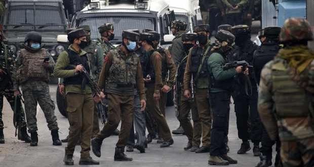 Hindistan, Çin sınırına askerî yığınak yapıyor