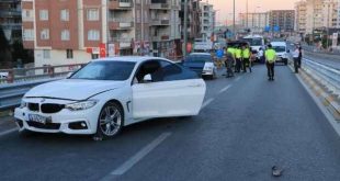 Yolda arızalanıp duran araba kazaya sebep oldu: 2 ölü, 2 yaralı