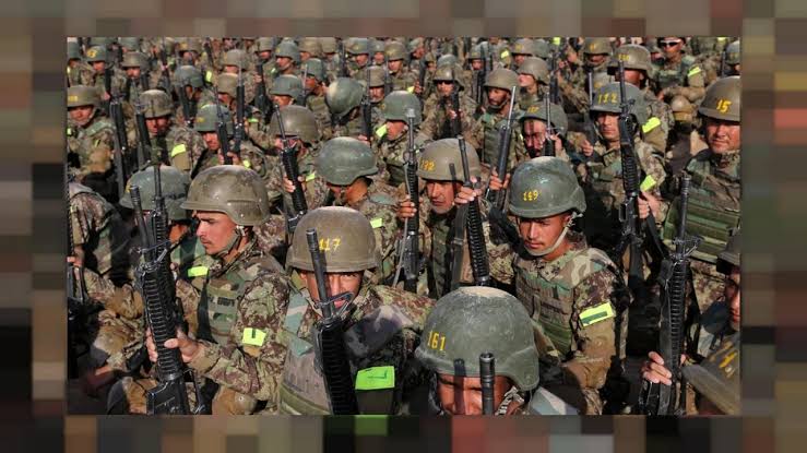 ozbekistan 84 afganistan askerinin ulkeye sigindigini bildirdi 01