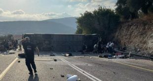 İsrail'de otobüs devrildi, çok sayıda ölü ve yaralı var