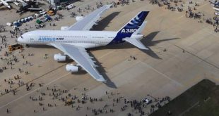 Dünyanın en büyük yolcu uçağı İstanbul Havalimanında!