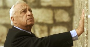 Acılar içindeki bu adam İsrail Kasabı Şaron mu? (+18)